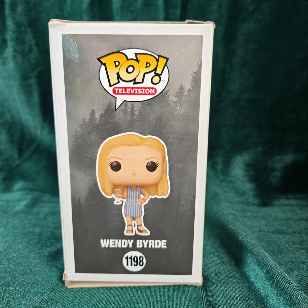 Funko Pop Television Ozark Wendy Byrde #1198 Vinyl Figure‎ - Picture 4 of 5